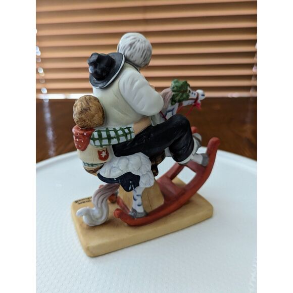 Norman Rockwell "Gramps at the Reins" Figurine - Picture 12 of 15